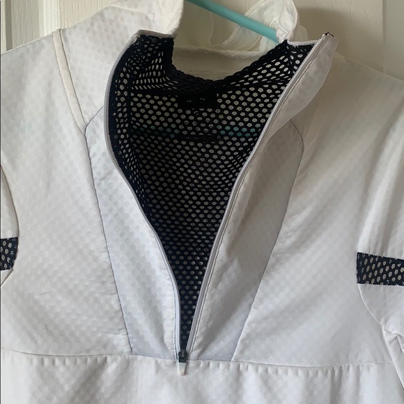 Women’s Small Nike Track Jacket - Picture 2 of 5